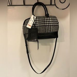 NWT Calvin Klein Ashley Satchel/Crossbody & Cardcase - Excellent Price !!